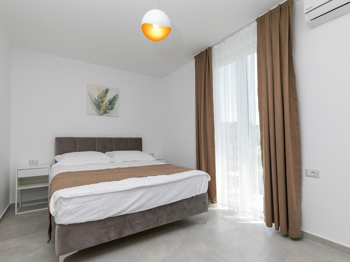 Nadija Apartmani Porec Exterior photo